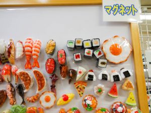 お土産用マグネットもたくさん