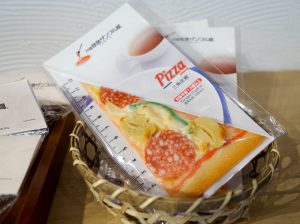 定規：勉強中に舐めないように